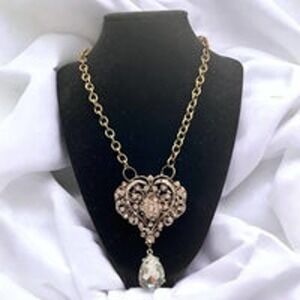 Brass Chainlink Heart Shaped‎ Large Pendant Necklace